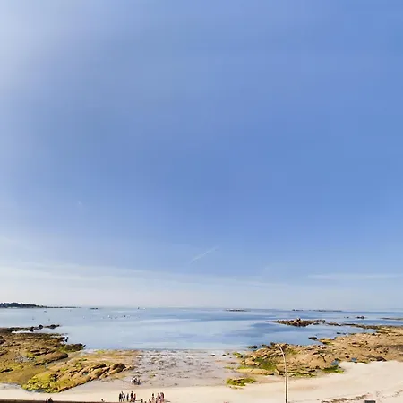 -paolo- Beau T2 Avec Vue Et Parking